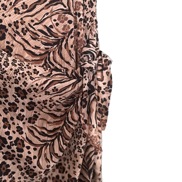 Sleeveless Animal Print Maxi Dress in Taupe - Picture 3 of 4